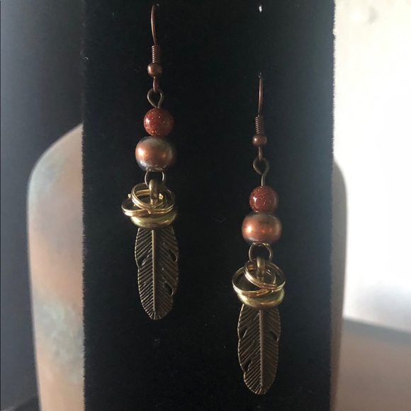 Unique Feather Earrings - Picture 3 of 4